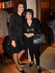Innegrit Volkhardt, Uschi Ackermann (©Foto: Martin Schmitz)